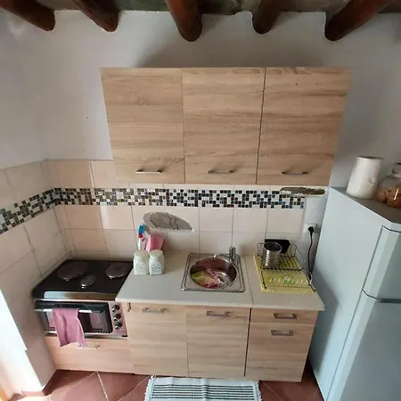 Oasis 3 Apartment Lamira